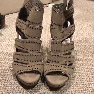 Steve Madden suede heels